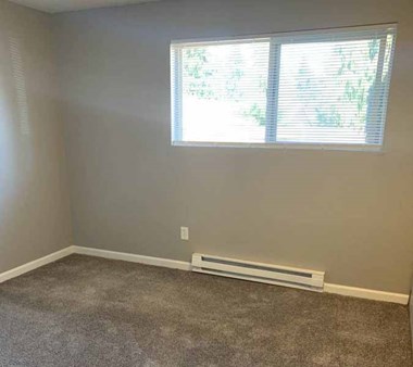 13437 GREENWOOD AVENUE NORTH 1 Bed Apartment for Rent Photo Gallery 1